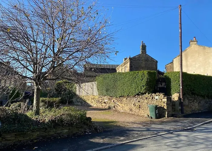 Honeybee Cottage, With A Log Fire & A Hot Tub. Nyaraló